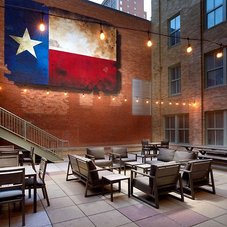 Courtyard Fort Worth Downtown/Blackstone Exterior foto